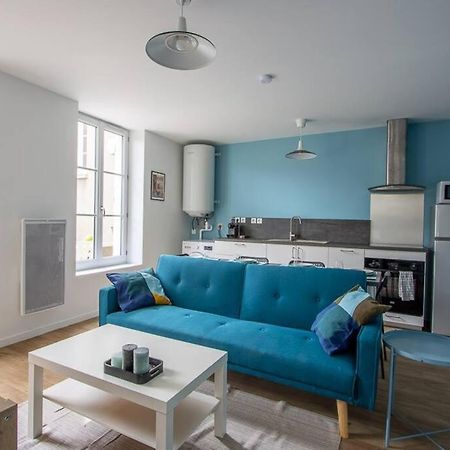 Appartement Avec Terrasse Et Parking, A Meaux Exterior photo